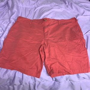 Men’s shorts barely worn